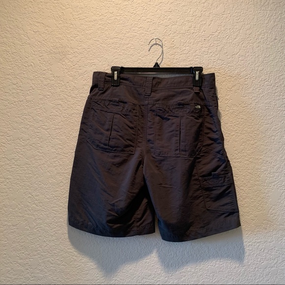 The North Face dark grey outdoor shorts, size 32 - Picture 2 of 16